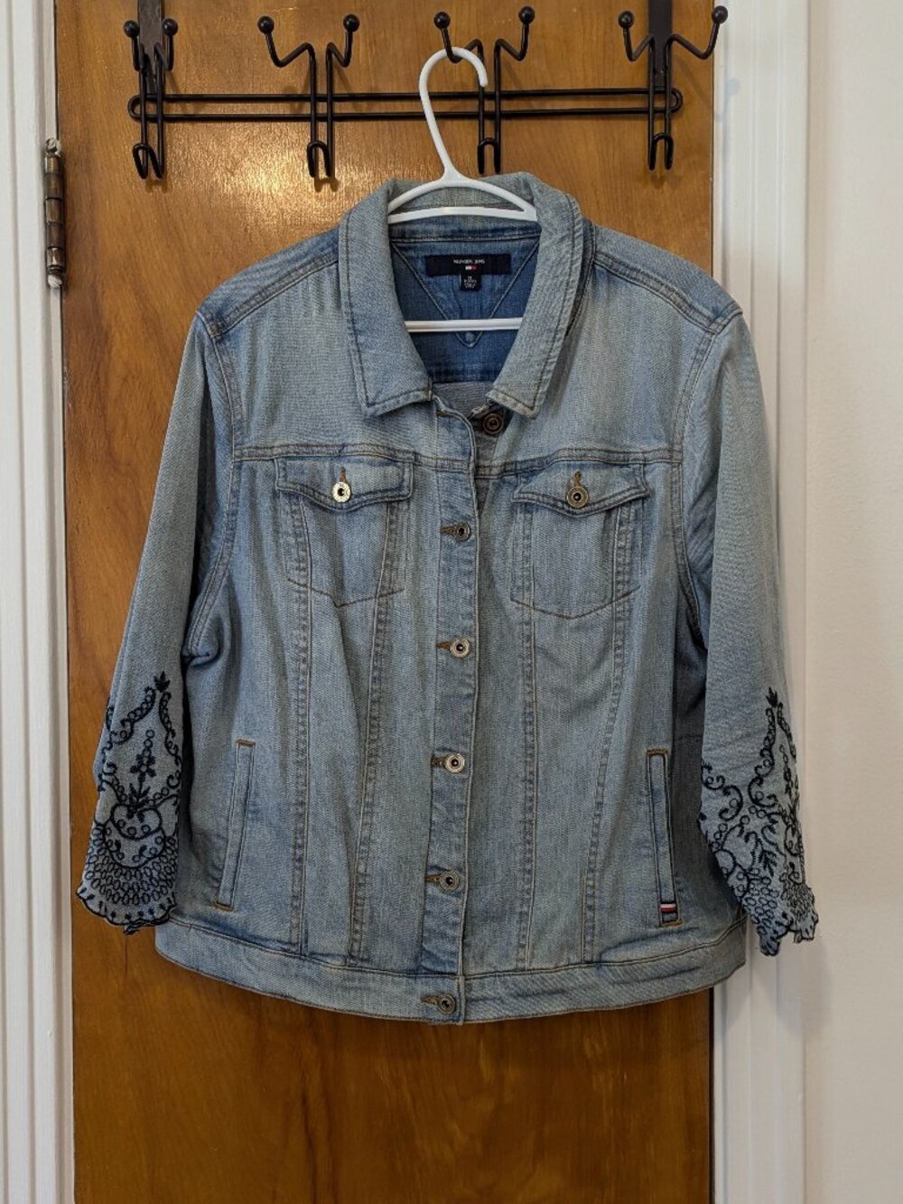 Tommy Hilfiger Embroidered Jeans Jacket (XL)